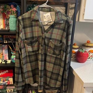 New York Laundry Gray and Red Plaid Button Down Shirt